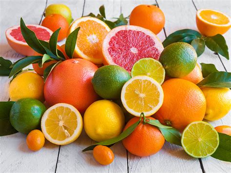 34 Different Types of Citrus Fruits .